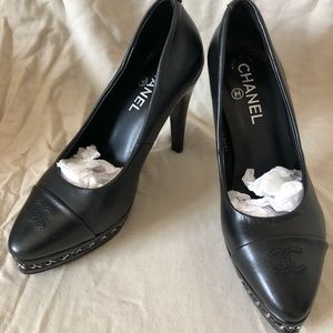 CHANEL Lambskin Platform Pumps